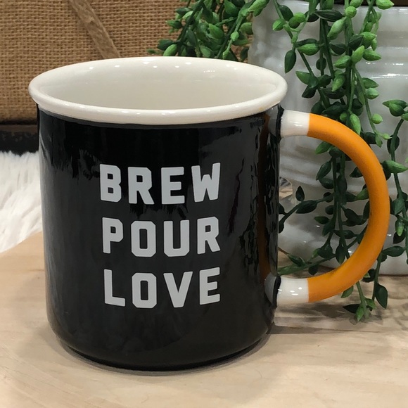 STARBUCKS 2018 MUG - Picture 1 of 8